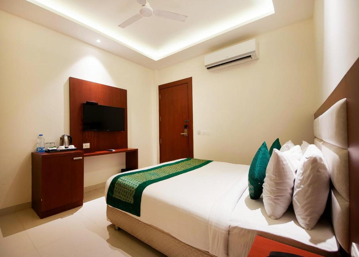 Hotel Z Suite-Near Delhi Airport New Delhi Ngoại thất bức ảnh