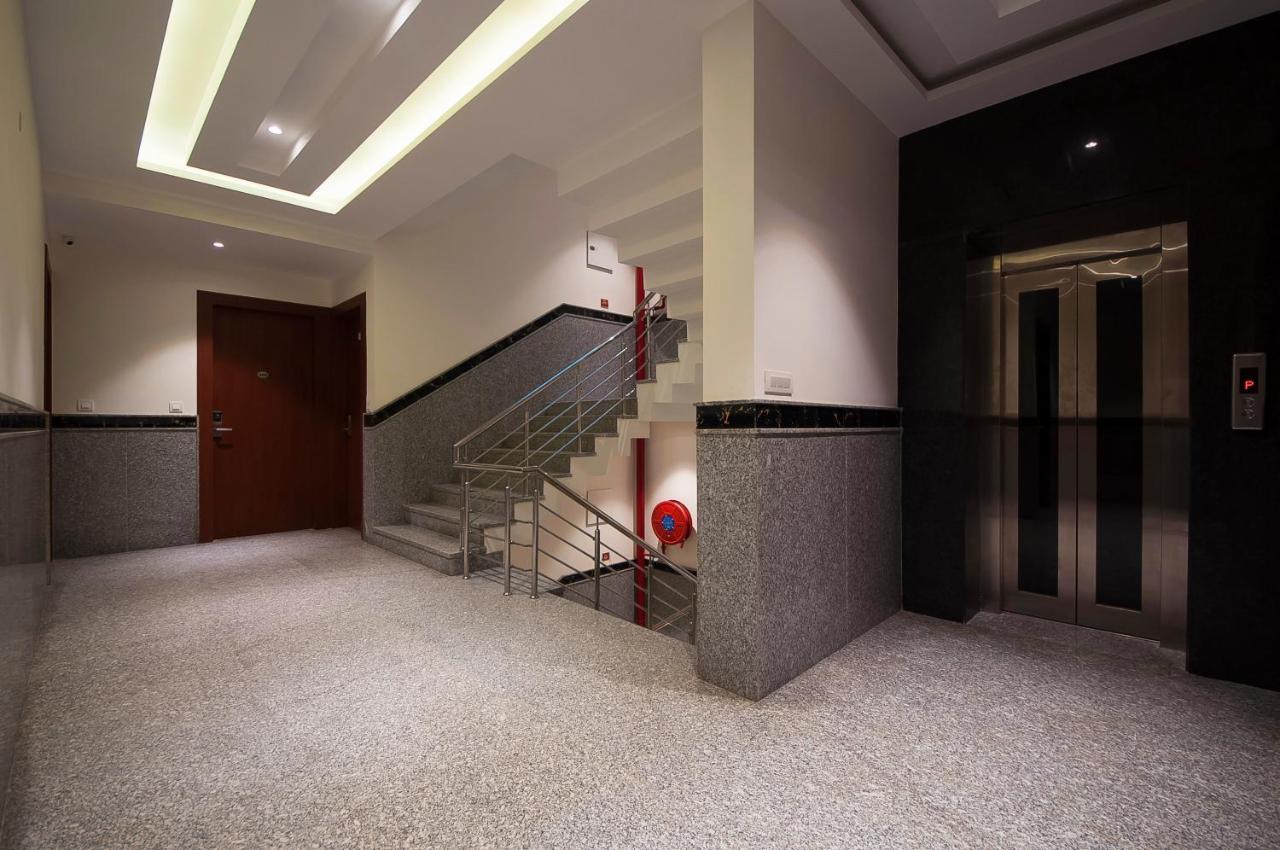 Hotel Z Suite-Near Delhi Airport New Delhi Ngoại thất bức ảnh