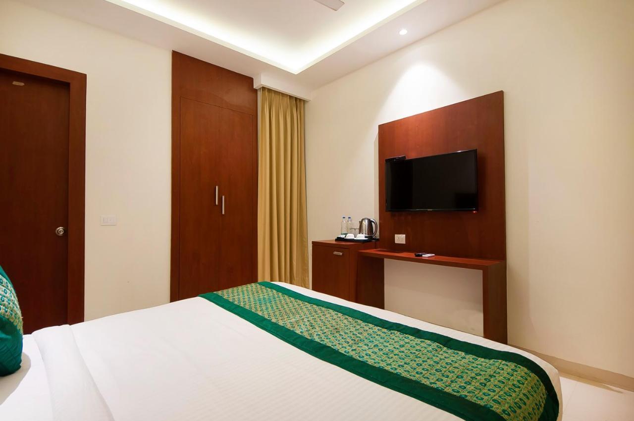 Hotel Z Suite-Near Delhi Airport New Delhi Ngoại thất bức ảnh